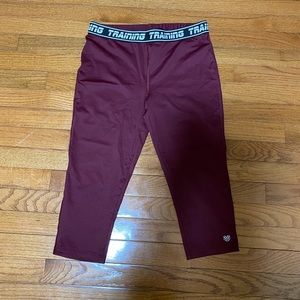 Forever 21 Workout Capri Leggings